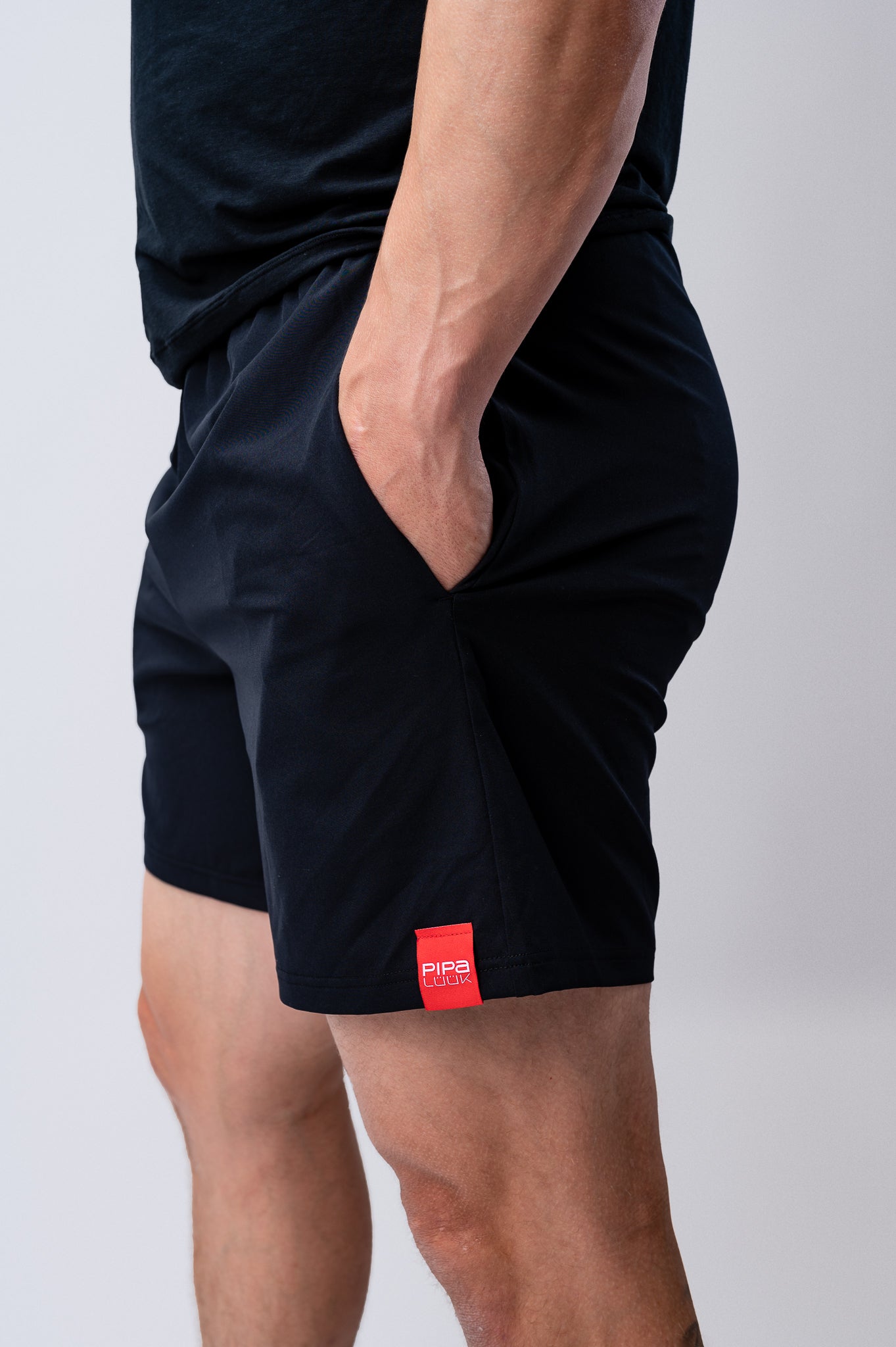 miesten shortsit